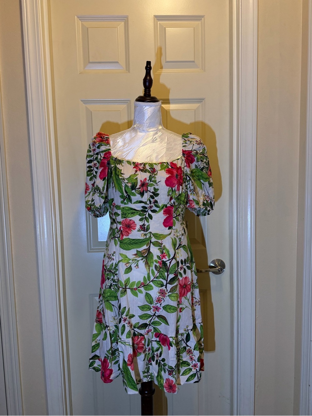 London Times White Floral Square-Neck Puff Sleeve Dress